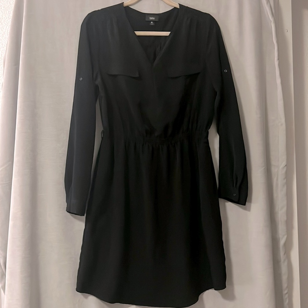 Black long sleeve dress with roll up sleeves - Size Medium